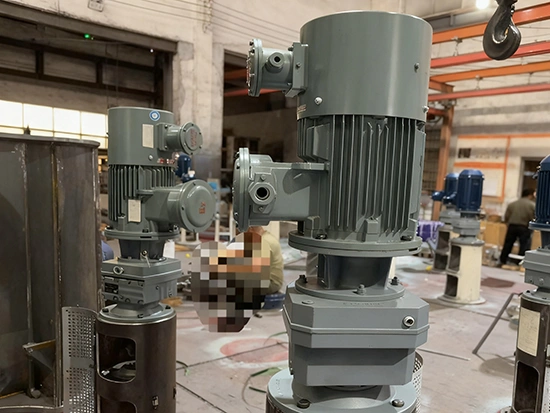 グラスライニング反応機用減速機