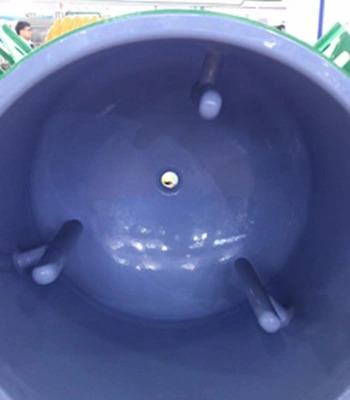 溶接バッフル付きタンク本体