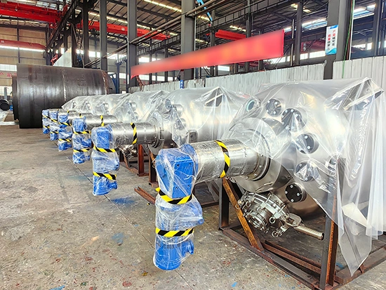 ステンレス鋼クラッド・グラスライニング反応機