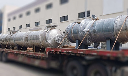 チタン製蒸留塔チタン製