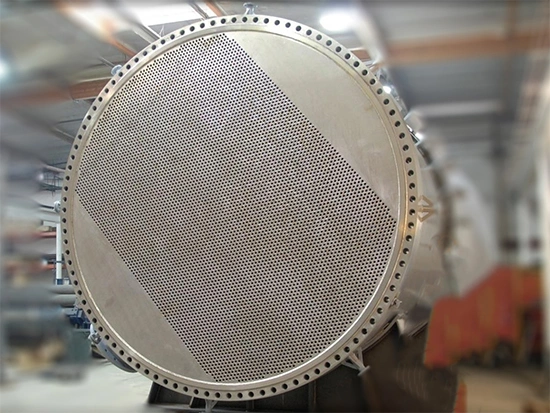 チタン製シェル＆チューブ式熱交換器