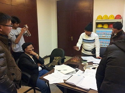 インドの顧客との打ち合わせ